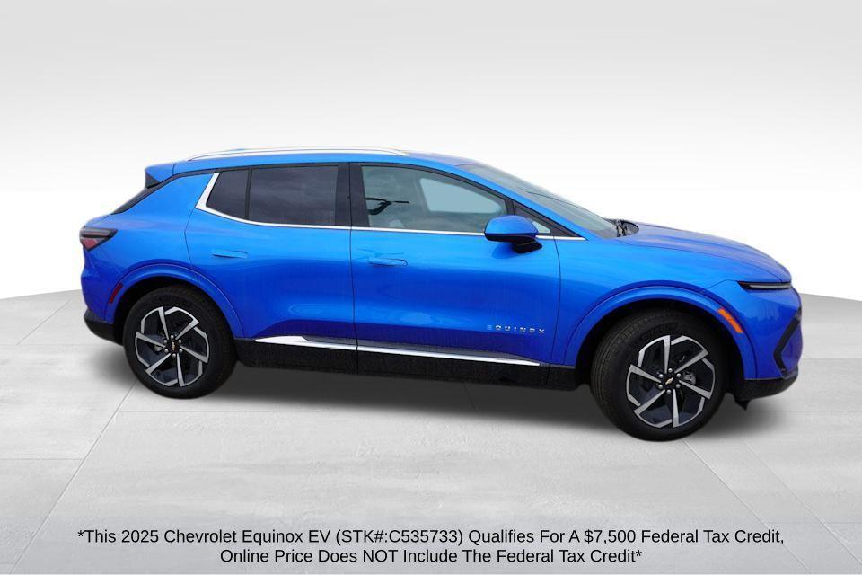 new 2025 Chevrolet Equinox EV car, priced at $36,190