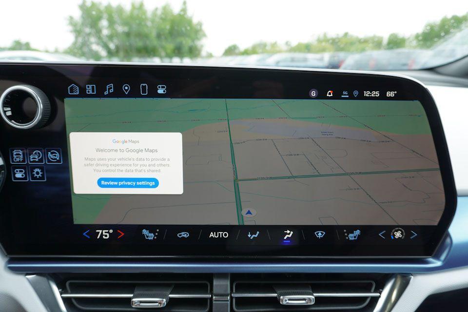 new 2025 Chevrolet Equinox EV car, priced at $36,190