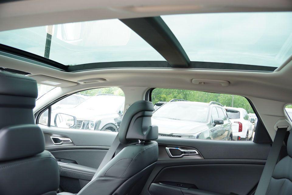 new 2026 Kia Sportage car, priced at $32,658