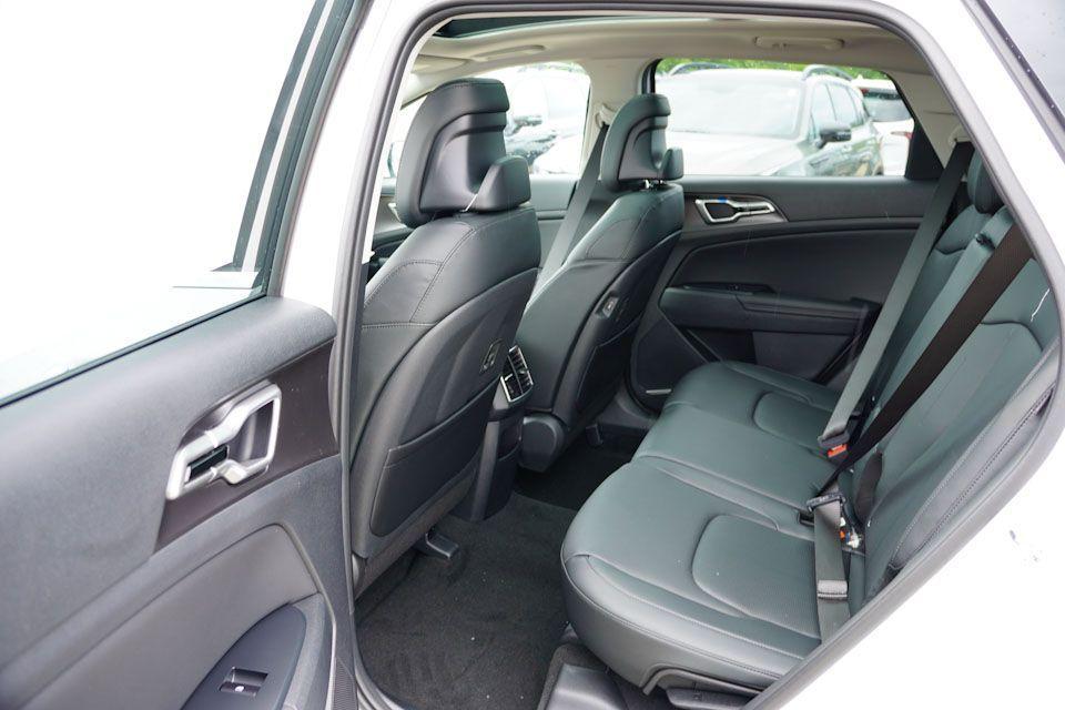 new 2026 Kia Sportage car, priced at $32,658