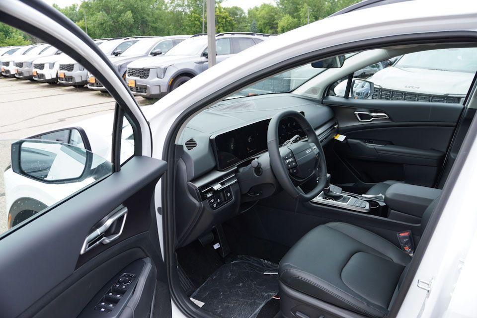 new 2026 Kia Sportage car, priced at $32,658