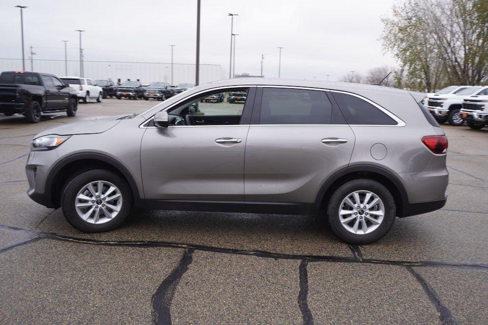 used 2019 Kia Sorento car, priced at $13,749