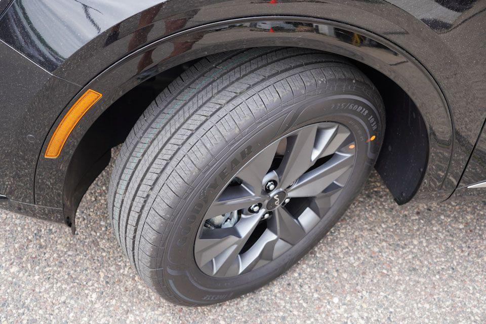 new 2025 Kia Sportage Hybrid car, priced at $35,434