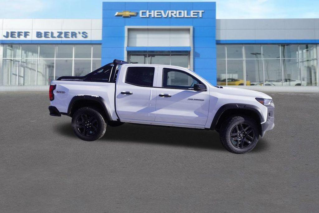 new 2025 Chevrolet Colorado car, priced at $43,140