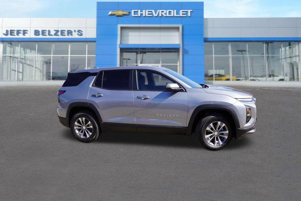 new 2026 Chevrolet Equinox car, priced at $28,495