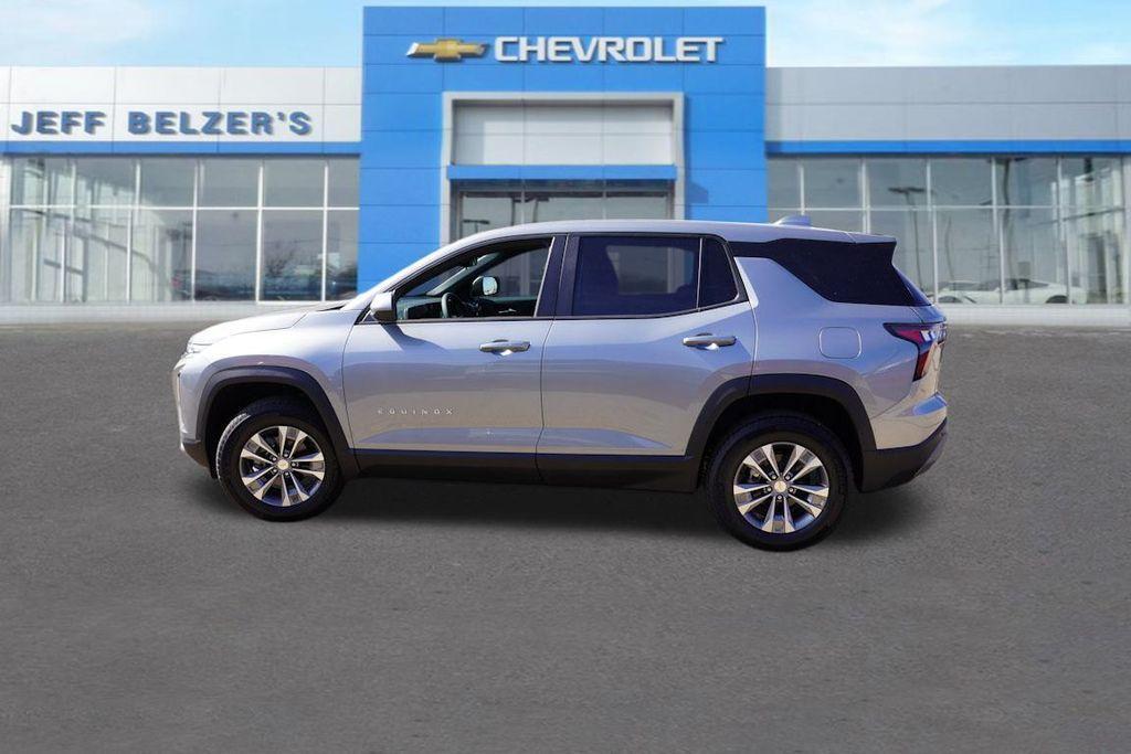 new 2026 Chevrolet Equinox car, priced at $28,495