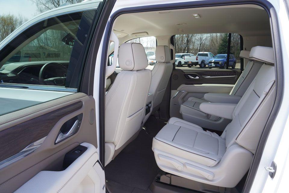 used 2023 GMC Yukon XL car, priced at $83,786