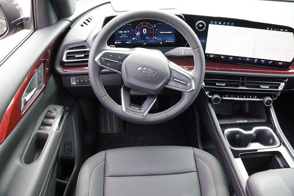 new 2026 Chevrolet Traverse car, priced at $49,661