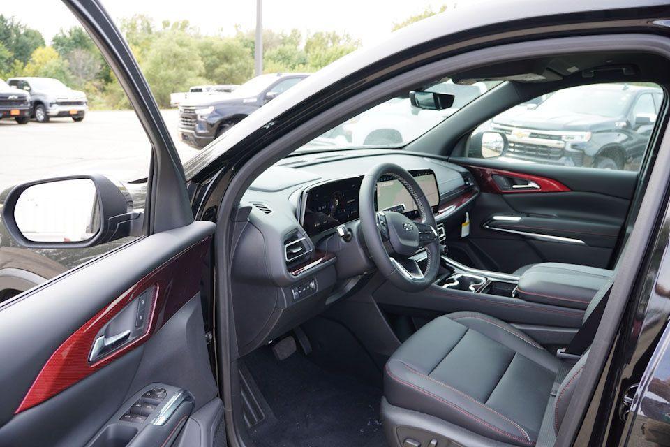 new 2026 Chevrolet Traverse car, priced at $49,661