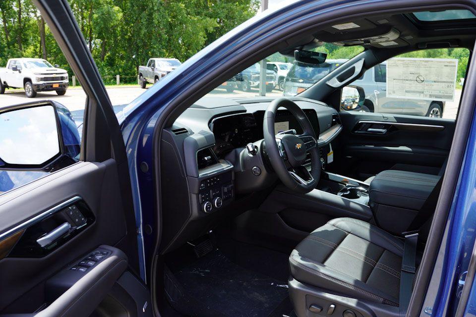 new 2025 Chevrolet Suburban car, priced at $85,155