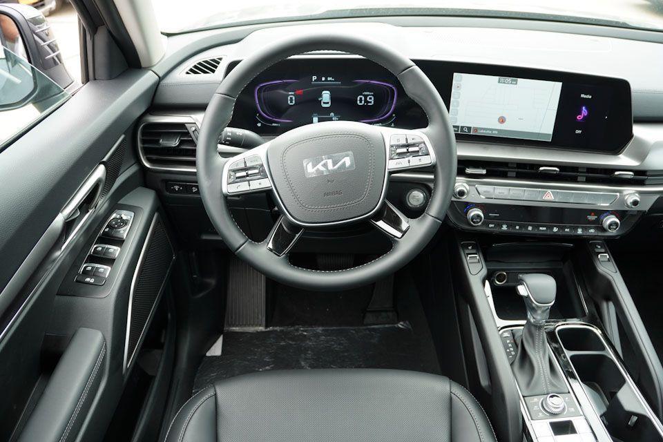 new 2025 Kia Telluride car, priced at $40,168