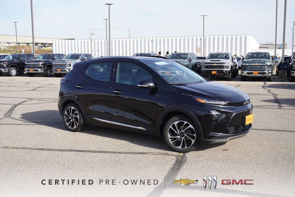 used 2023 Chevrolet Bolt EUV car, priced at $25,654