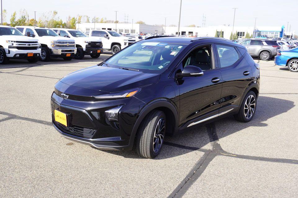 used 2023 Chevrolet Bolt EUV car, priced at $25,654