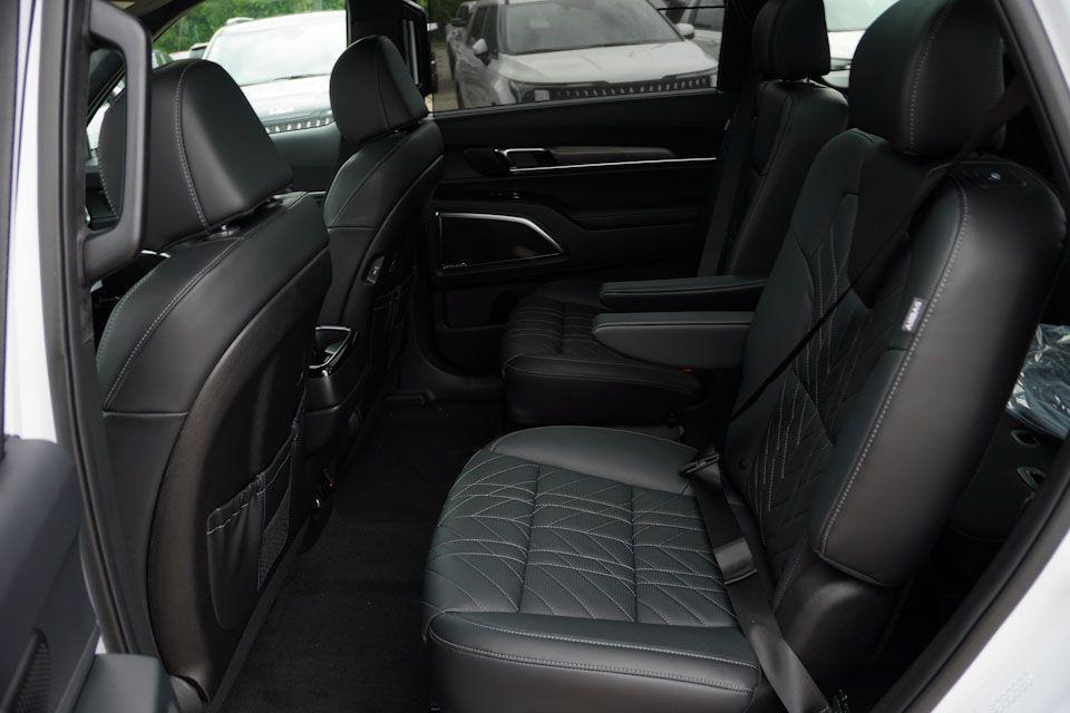 new 2025 Kia Telluride car, priced at $49,844