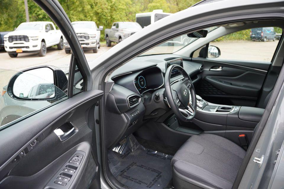 used 2022 Hyundai Santa Fe car, priced at $22,633