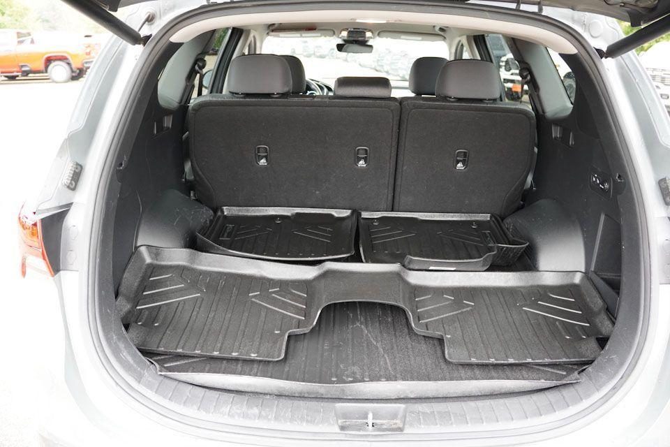 used 2022 Hyundai Santa Fe car, priced at $22,633