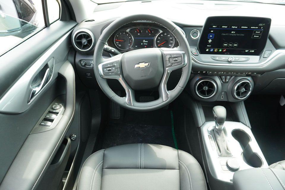 new 2025 Chevrolet Blazer car, priced at $39,840