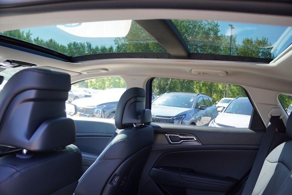 new 2026 Kia Sportage car, priced at $32,022