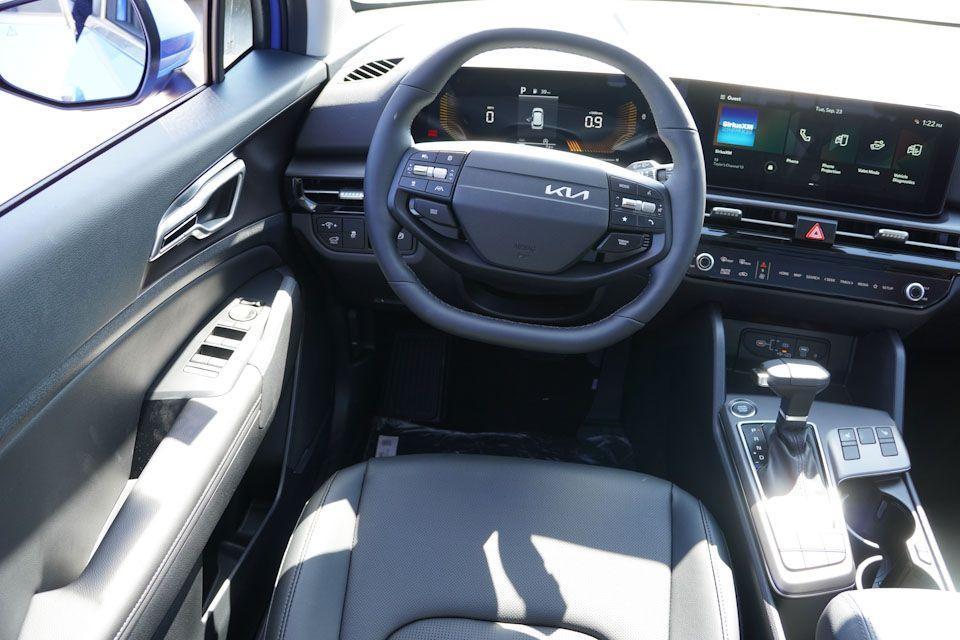 new 2026 Kia Sportage car, priced at $32,022