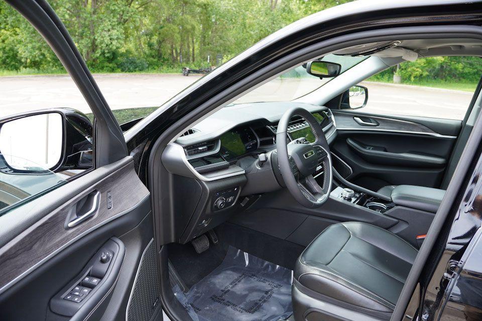 used 2023 Jeep Grand Cherokee 4xe car, priced at $31,987