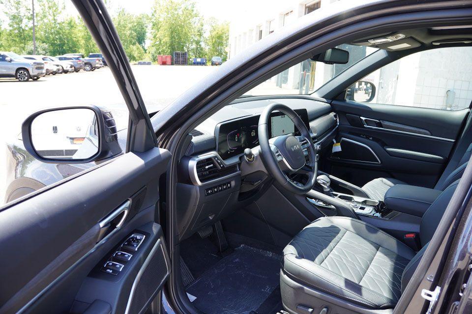 new 2025 Kia Telluride car, priced at $43,615