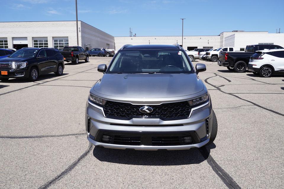 used 2021 Kia Sorento Hybrid car, priced at $24,275