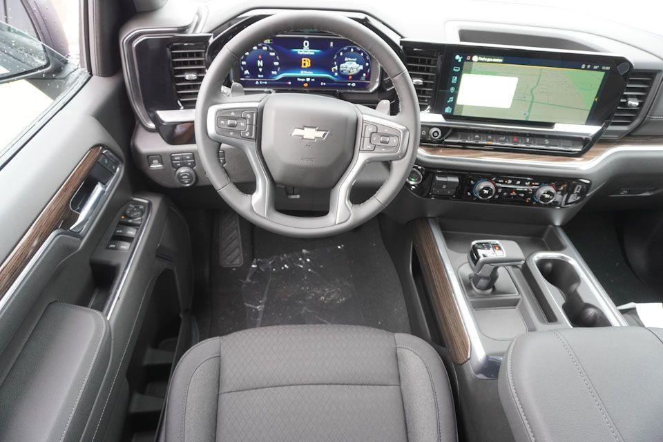 new 2025 Chevrolet Silverado 1500 car, priced at $53,310