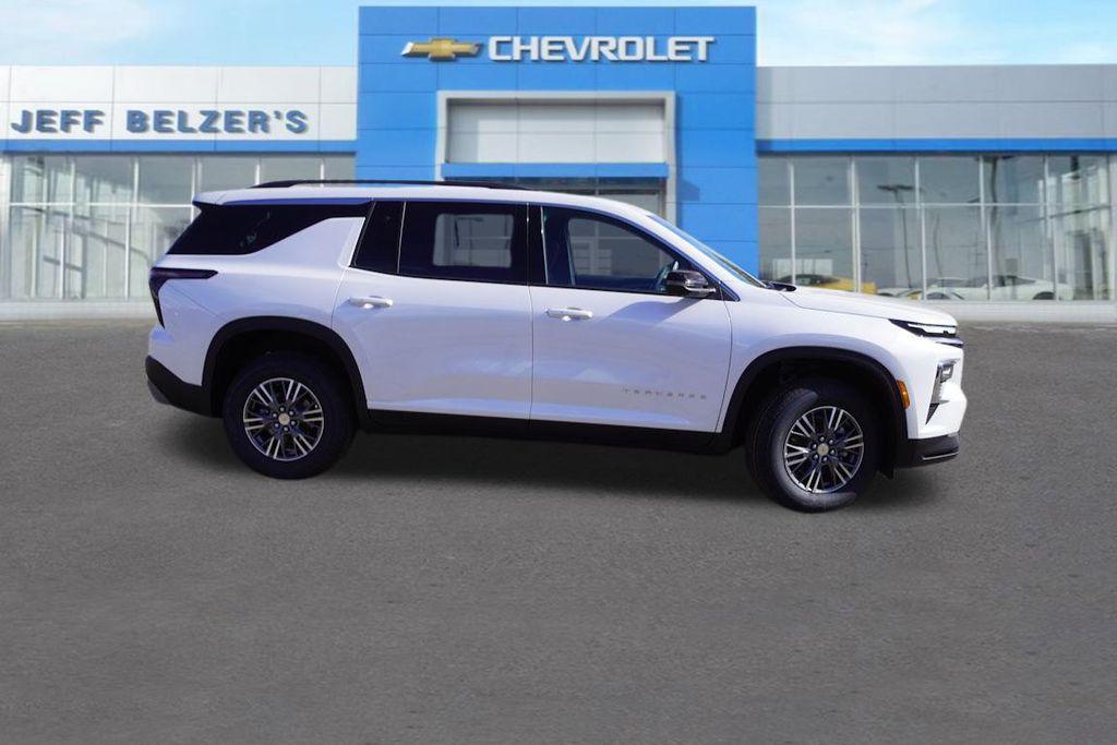 new 2024 Chevrolet Traverse car, priced at $42,540