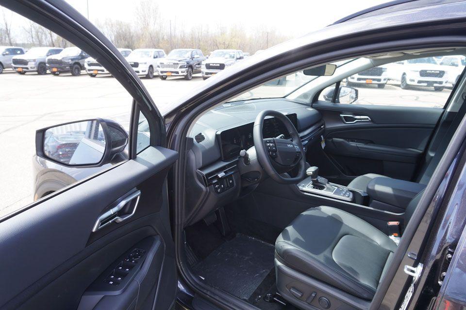 new 2026 Kia Sportage car, priced at $32,456