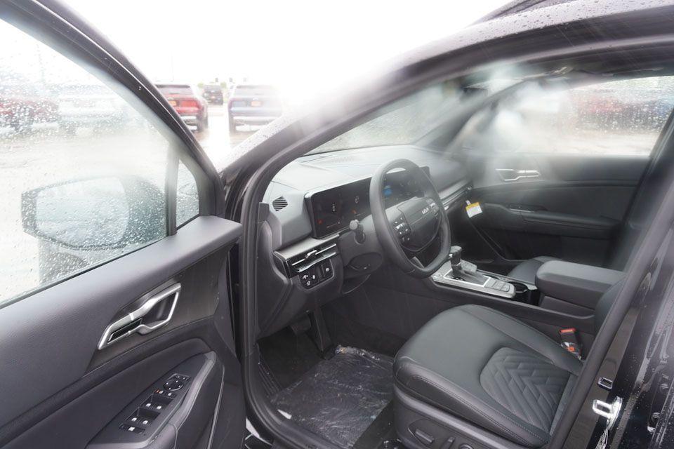 new 2026 Kia Sportage car, priced at $33,357