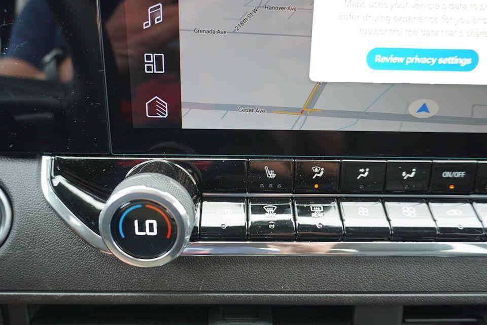 new 2025 Chevrolet Colorado car, priced at $40,870