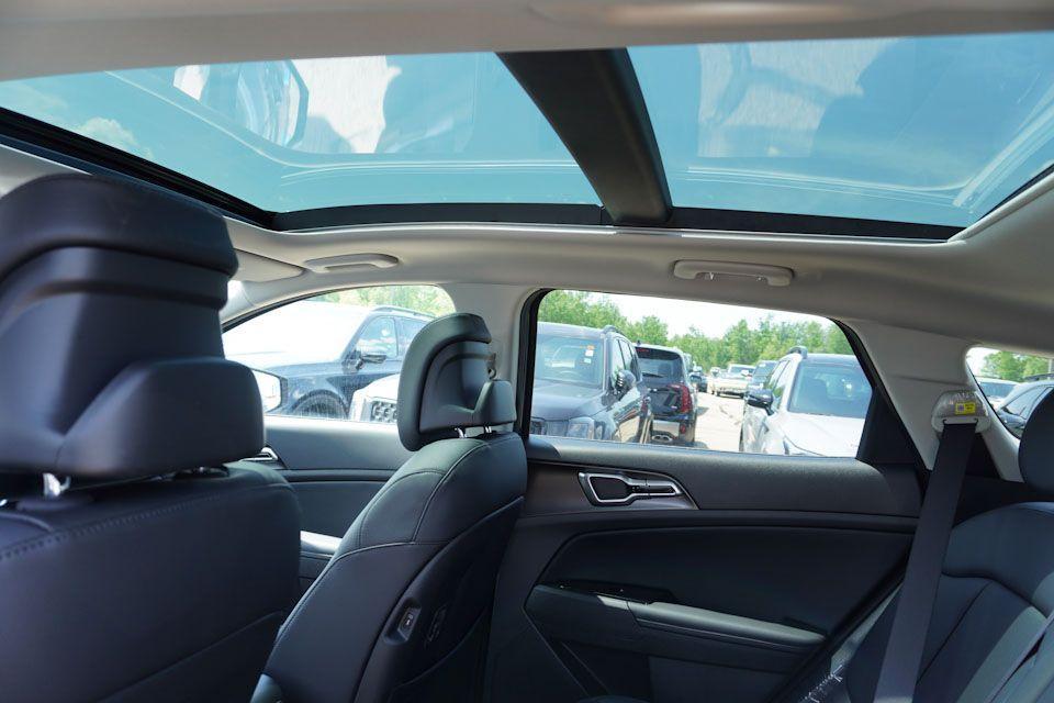new 2025 Kia Sportage Hybrid car, priced at $32,809