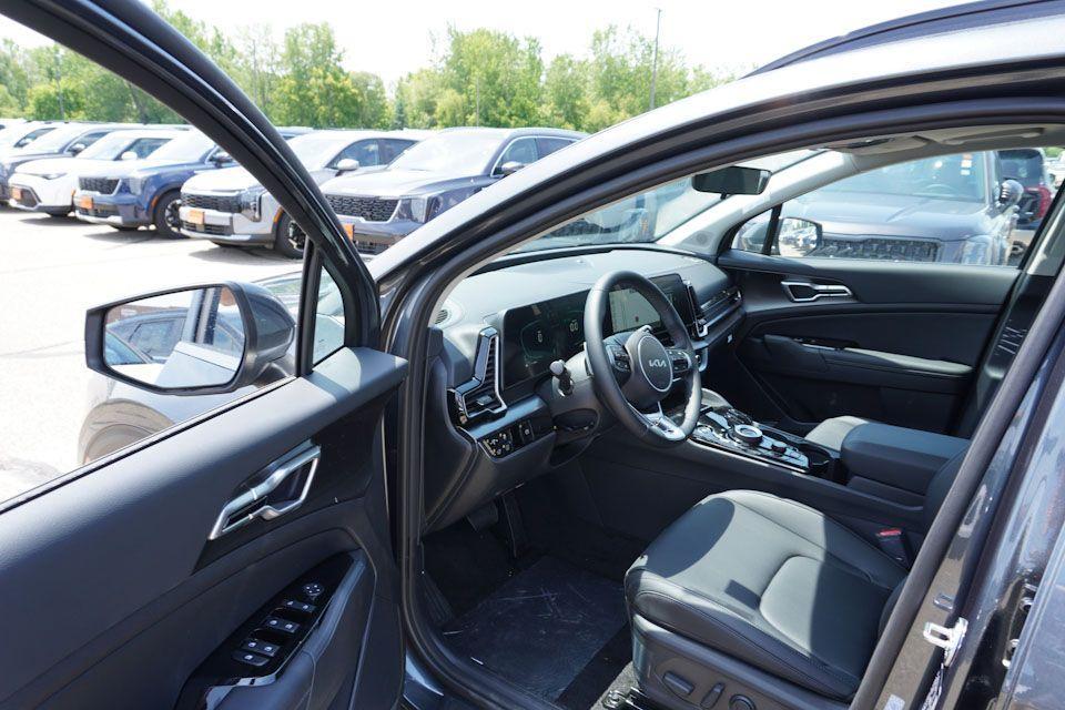 new 2025 Kia Sportage Hybrid car, priced at $32,809