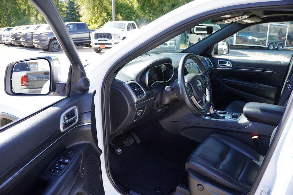 used 2022 Jeep Grand Cherokee WK car, priced at $26,832