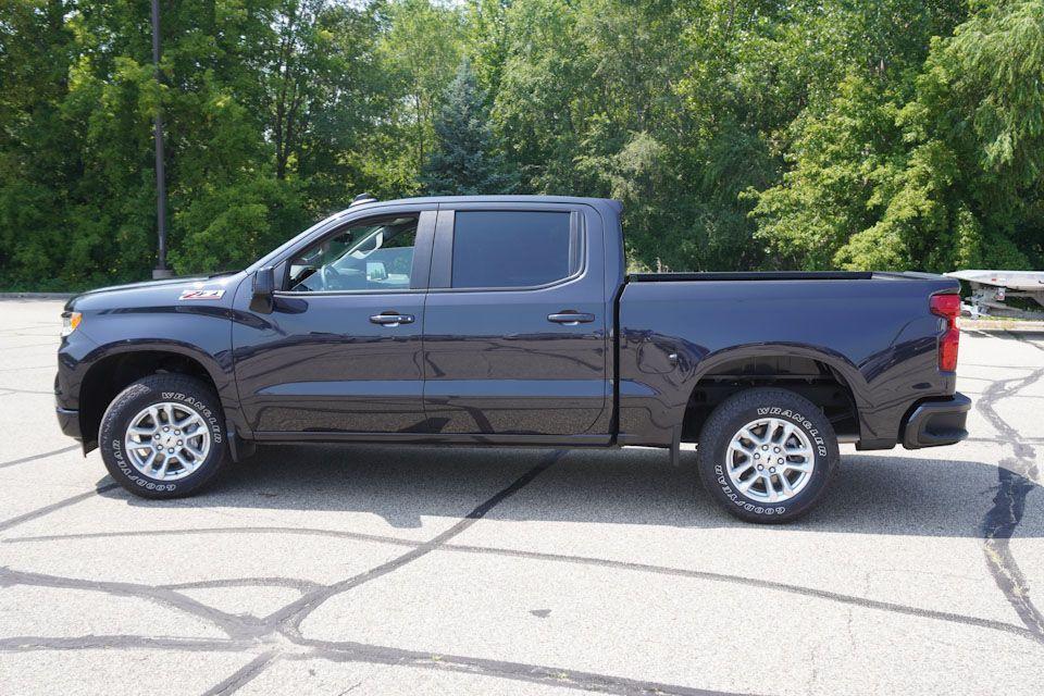 new 2024 Chevrolet Silverado 1500 car, priced at $48,665