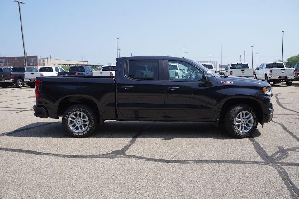 new 2024 Chevrolet Silverado 1500 car, priced at $48,665