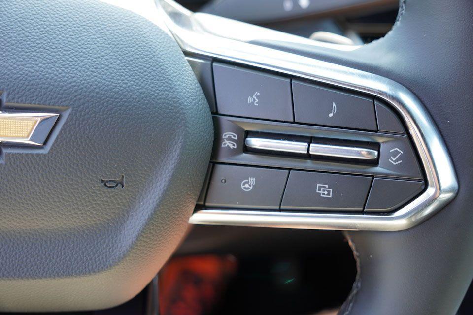 new 2026 Chevrolet Equinox car, priced at $28,335