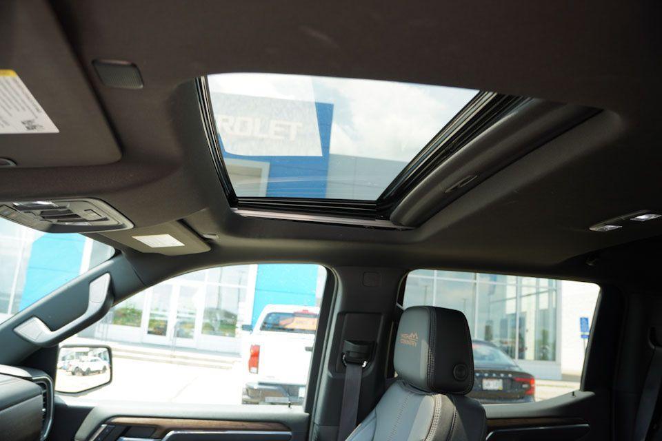 used 2023 Chevrolet Silverado 1500 car, priced at $47,987