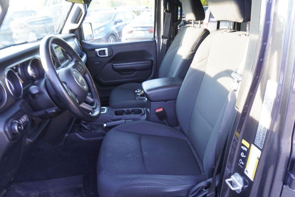 used 2021 Jeep Wrangler Unlimited car, priced at $32,382