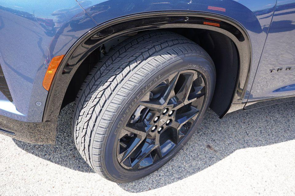 new 2026 Chevrolet Traverse car, priced at $58,020