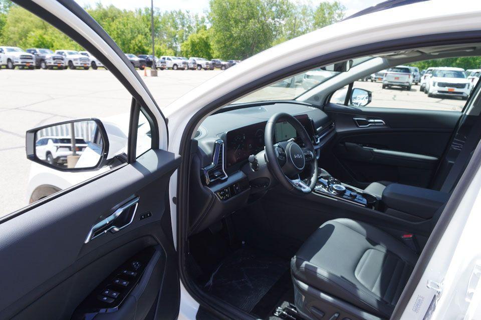 new 2025 Kia Sportage Hybrid car, priced at $36,385