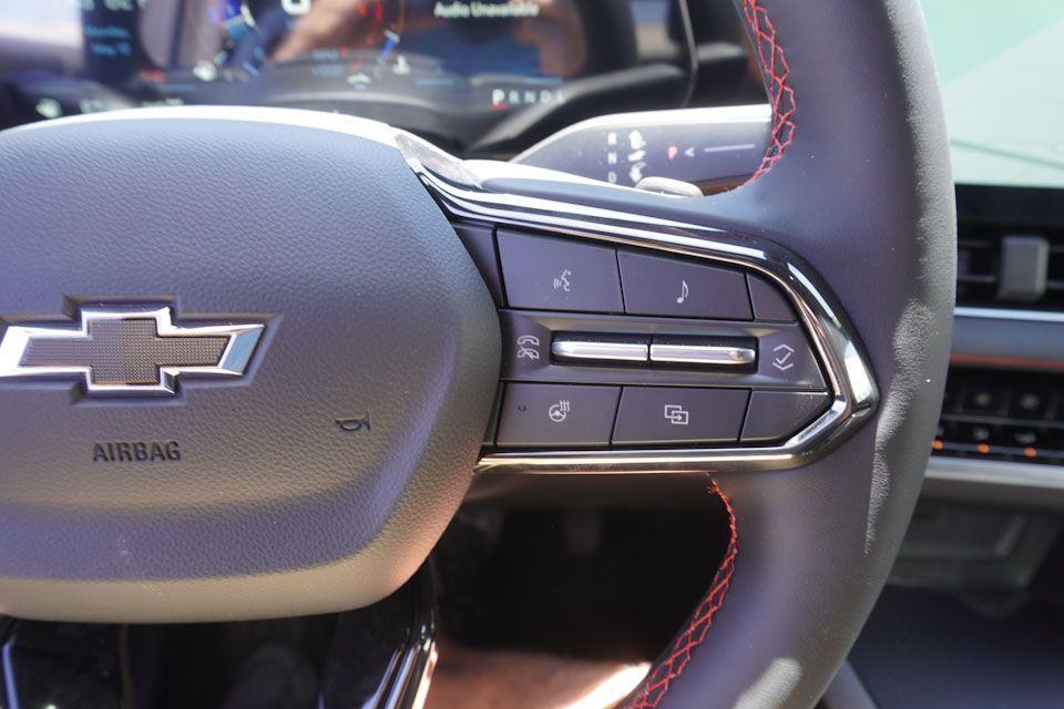 new 2026 Chevrolet Equinox car, priced at $33,095
