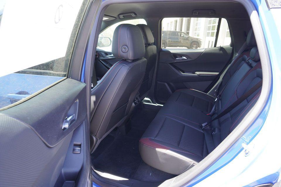 new 2026 Chevrolet Equinox car, priced at $33,095