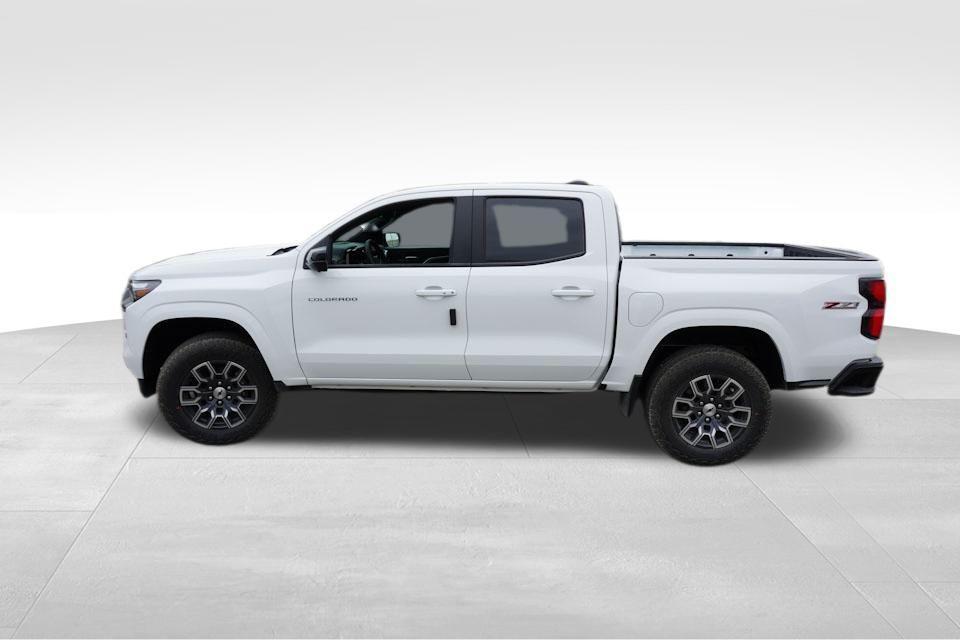 new 2025 Chevrolet Colorado car, priced at $41,515