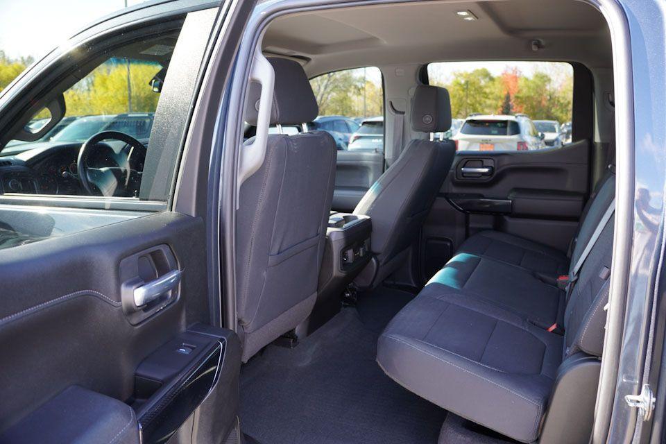 used 2021 Chevrolet Silverado 1500 car, priced at $35,682