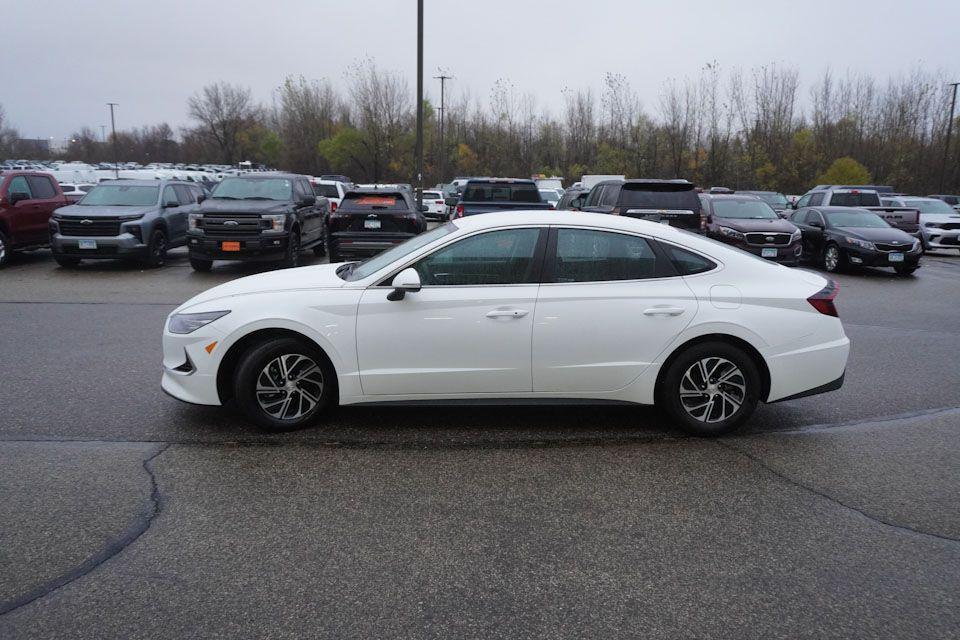 used 2023 Hyundai Sonata Hybrid car, priced at $25,999