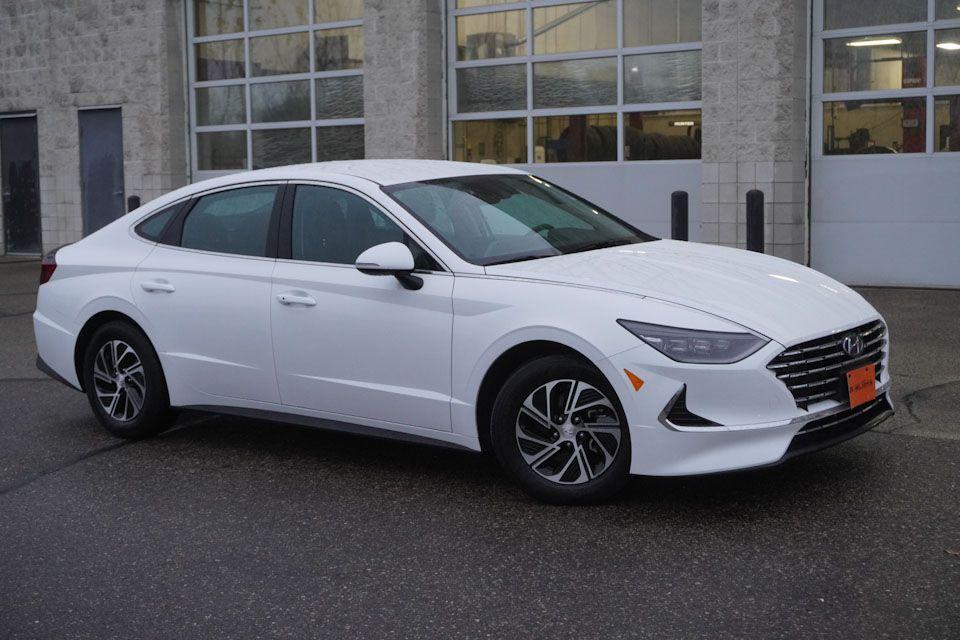 used 2023 Hyundai Sonata Hybrid car, priced at $25,999