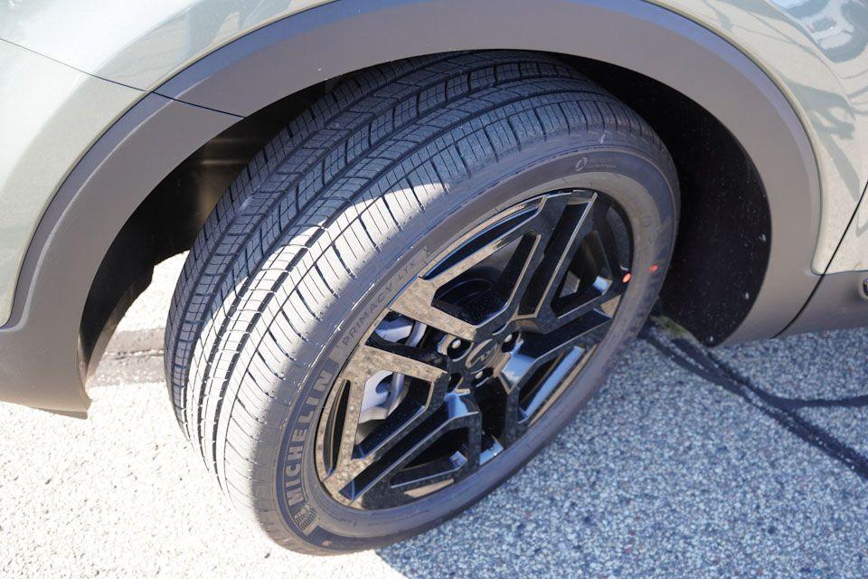 new 2025 Kia Telluride car, priced at $48,964