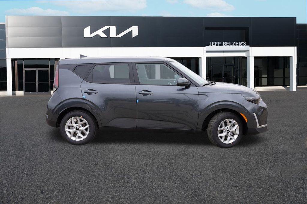 new 2025 Kia Soul car, priced at $20,283