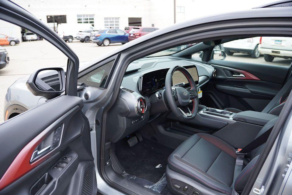 new 2025 Chevrolet Equinox EV car, priced at $49,130